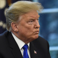 Tweet Trumpa: Ropa u� nem��e by� drah�ia, svet by to nezvl�dol 