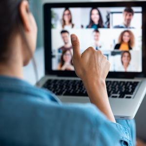 Digitálne platformy a práca na diaľku: Teleimigranti ako nová forma konkurencie na trhu Digitálne platformy a práca na diaľku: Teleimigranti ako nová forma konkurencie na trhu