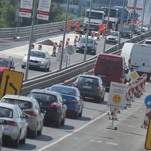 Čo hovoria čísla: Bratislava nie je Frankfurt Čo hovoria čísla: Bratislava nie je Frankfurt