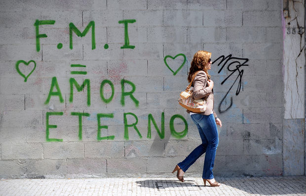 MMF - večná láska, hlása grafity v Porte 