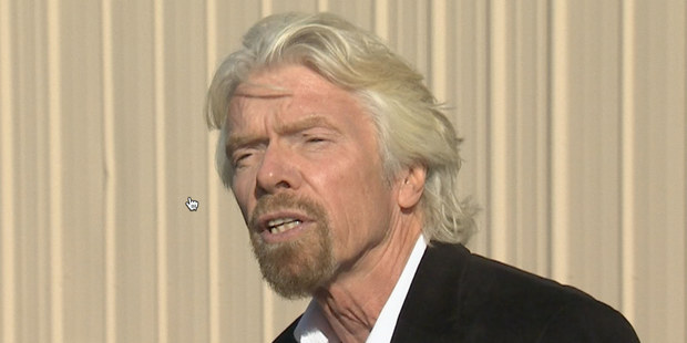 P�n podnikate�: Miliard�r Branson sa vesm�rnych letov nevzd�, v �ivote u� stroskotal nieko�kokr�t 