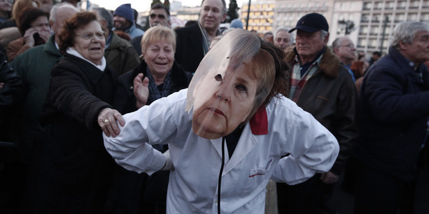 Ka�im�r �ak� krvav� pondelok, debata o Gr�cku m� zatia� nejasn� v�sledok