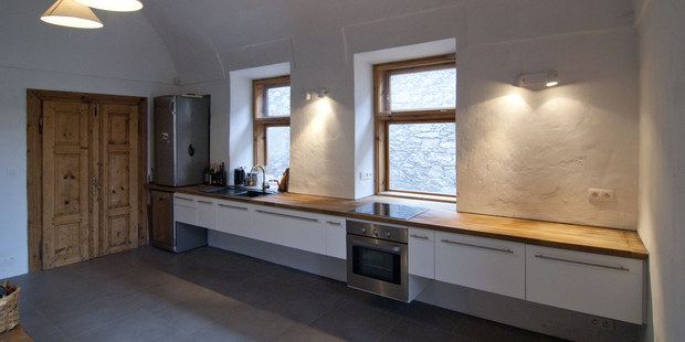 Slov�ci s� dom�ci majstri, rekon�truuj� svojpomocne