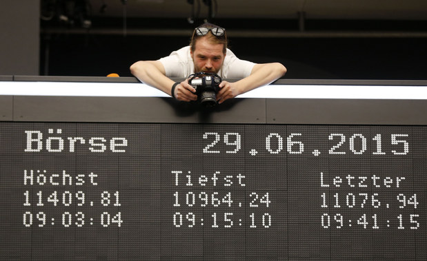 Rozhodne sa v referende: Ako sa odraz� Grexit na spolo�nej eur�pskej mene?