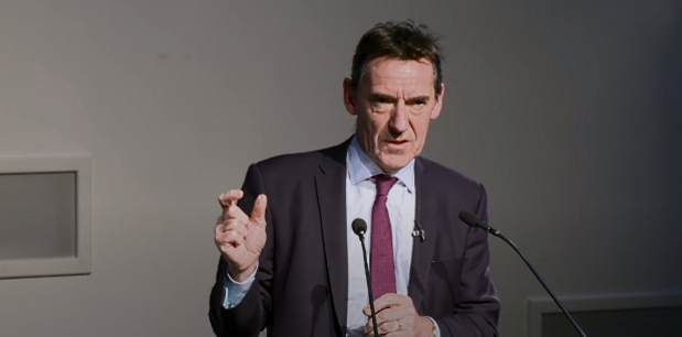 Jim O'Neill pre Spiegel: Z�pad rozhodne o Putinovom bankrote