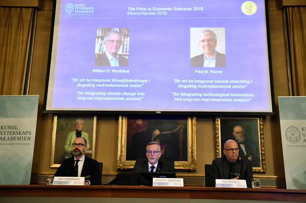 Nobelovu cenu za ekon�miu z�skali Ameri�ania William Nordhaus a Paul Romer 