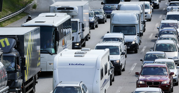 Právna bitka s Bruselom: Nemci cúvli so spoplatnením diaľnic Právna bitka s Bruselom: Nemci cúvli so spoplatnením diaľnic