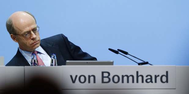 H�fne nakupuj� trezory: Nemcom sa nep��i politika  ECB