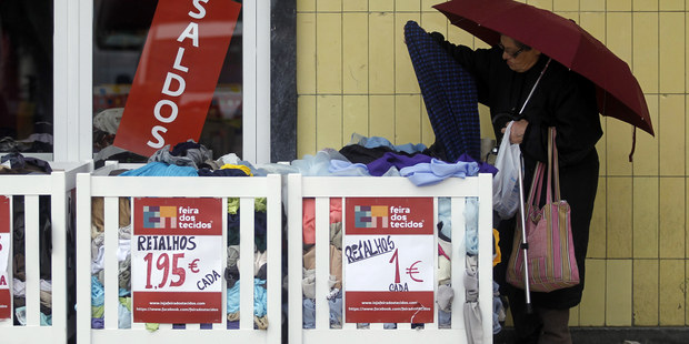 Nenechajte sa nachyta�: Dev� najv���ch klamstiev v obchodoch