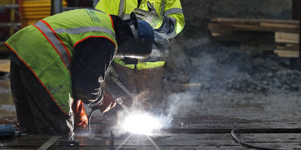 Pr�ca je nezmysel, nie je to ni� neodmyslite�n�, cnostn� ani nevyhnutn�