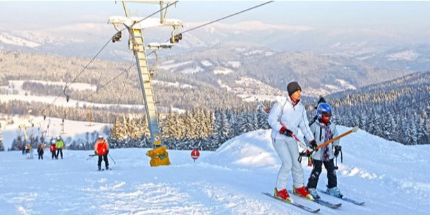 J&T predalo �es� �esk�ch skiare�lov, neboli vhodn� pre podnikate�sk� pl�ny