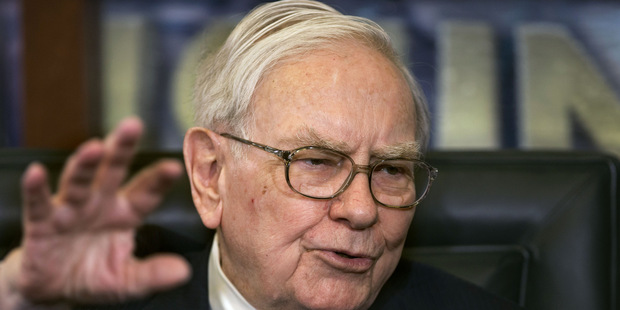 W. Buffett o pate USA: Vrchol hl�posti a hazard�rstva
