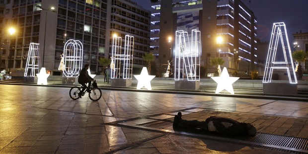 Sami s� na dne, teraz poved� cel� Eur�pu