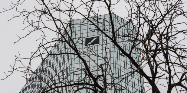 Po�as troch mesiacov zmizli miliardy: Deutsche Bank spadla do rekordnej straty