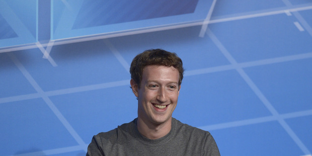 Prv� dozvuky akviz�cie WhatsApp: Zlat� ba�u c�tia aj mobiln� oper�tori