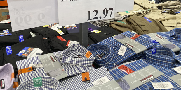 Zdra�ovanie z in�ho uhla poh�adu: Kognit�vna zaujatos� proti zvy�ovaniu cien