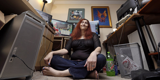 �t�t ide podporova� startupy, odpust� im da�ov� licencie