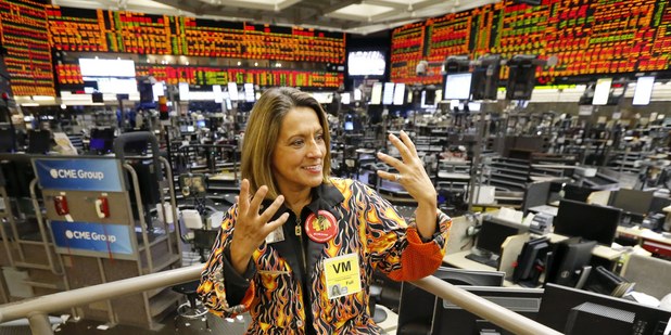 Pre�o futures zlata a striebra s� ako hra v zmanipulovanom kas�ne