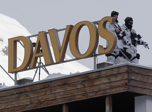 Za��na Davos: Glob�lne neistoty sa dostali pred ekonomick� z�ujmy