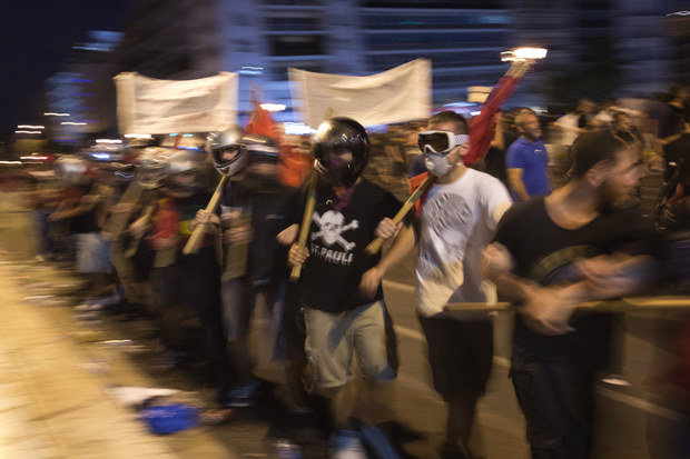 No�n� rokovanie gr�ckeho parlamentu: Za hlasovalo 229 poslancov, proti bolo len 64