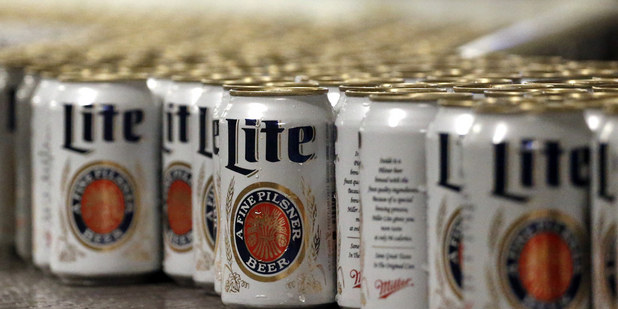 Pivn� svadba storo�ia zatia� nebude, veno v podobe takmer 90 mili�rd eur je st�le m�lo