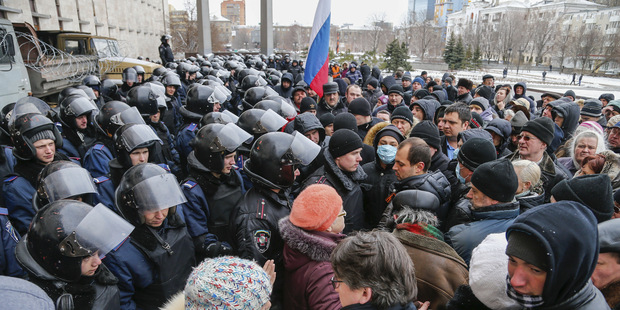 USA a E� zmraz� majetok desiatkam rusk�ch a ukrajinsk�ch politikov