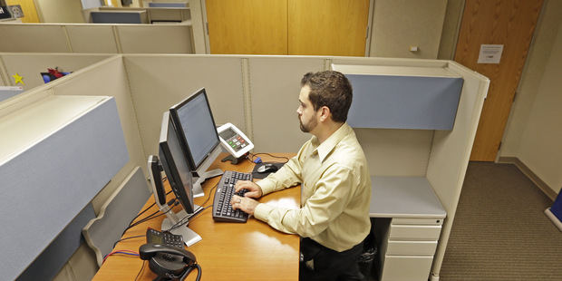 Dovolenka za pr�cu s po��ta�om: V �t�tnej spr�ve padol mimoriadny benefit 