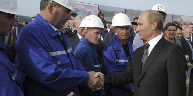 Ako chc� Slov�ci pom�c� Ukrajine s plynom, ale z�rove� nena�tva� Gazprom
