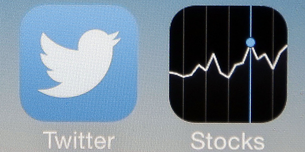Twitter zv��il cenov� rozp�tie akci�, z�ska a� dve miliardy dol�rov