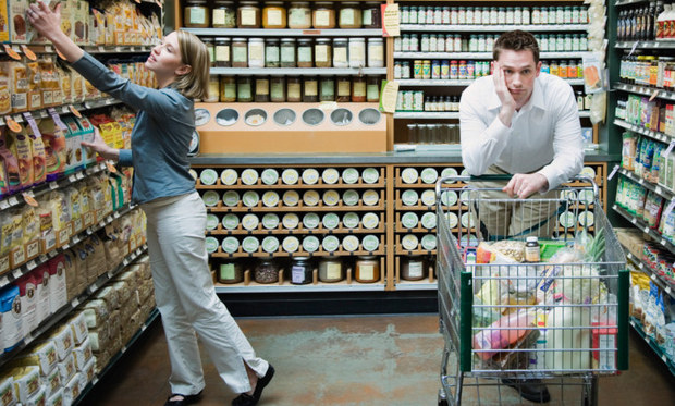 Ak si v obchode sadnete, pravdepodobne v �om miniete asi o 40 % viac ne� postoja�ky