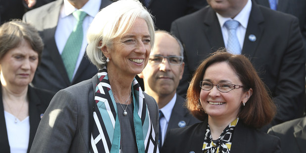 Razantn� kroky str�kyne rub�a: Pravej ruke Putina ve�a mo�nost� nezost�va