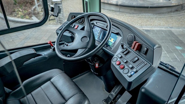 Slovensk� vod�kov� autobus: Prototyp predstavili na ve�trhu v �esku