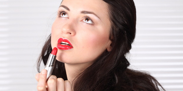 Slov�ci s� na �rade pr�ce v priemere 2,5 roka, trikr�t dlh�ie ako priemer OECD