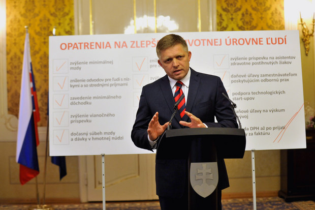 Plyn bude od septembra pre väčšinu domácností lacnejší o 2 eurá ročne, ďalších minimálne 10 príde koncom roka vratkou Plyn bude od septembra pre väčšinu domácností lacnejší o 2 eurá ročne, ďalších minimálne 10 príde koncom roka vratkou