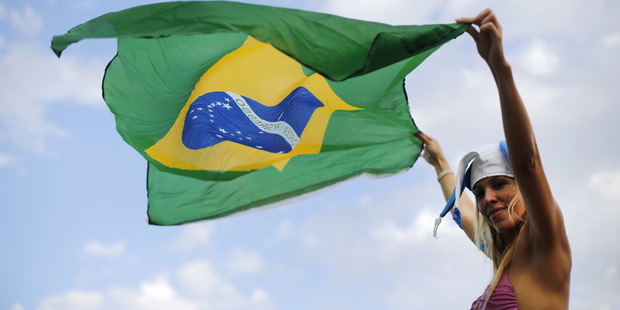 Custo Brasil: Ekonomiku potiahne pivo aj hodinový hotel Custo Brasil: Ekonomiku potiahne pivo aj hodinový hotel