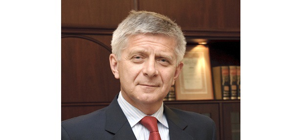 �kand�l v Po�sku: Padne hlava ��fa centr�lnej banky?