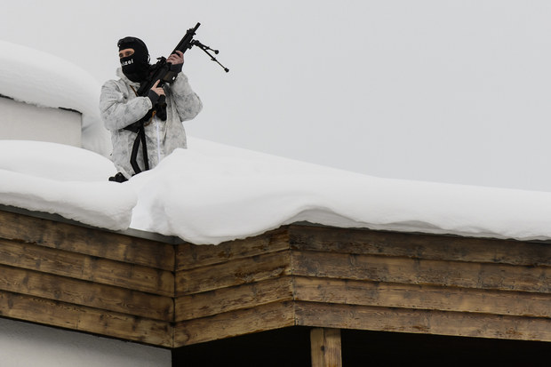 Davos 2016: �tyri ve�k� t�my na ekonomickom f�re, ktor� tr�pia s��asn� svet