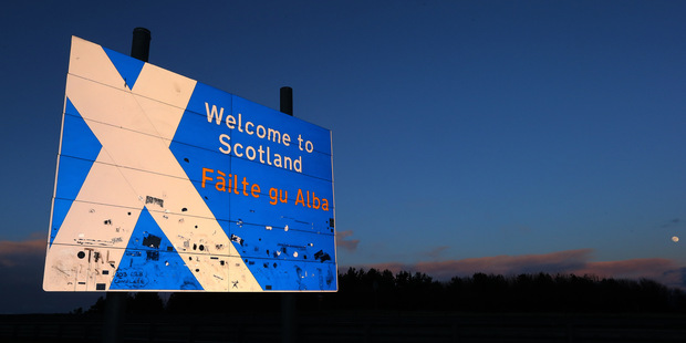 Lond�n: Nez�visl� �k�tsko libru nedostane, Edinburghu zost�va len euro