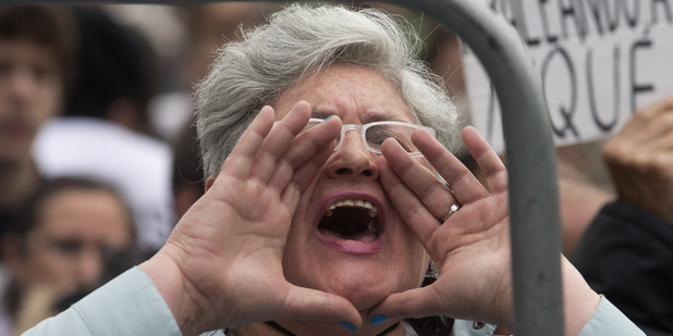 Boj Slovenska s nezamestnanos�ou: Na miesta d�chodcov nast�pia absolventi