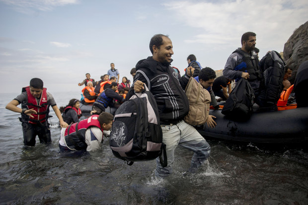 Pom��me ekonomick�m migrantom, pr�ve v�aka nim by bolo menej ute�encov