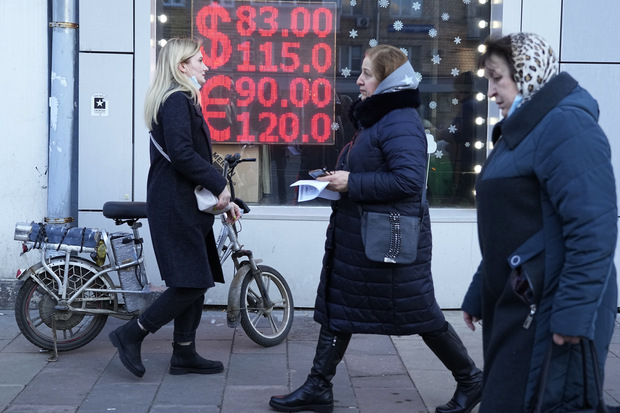 Mohla by invázia na Ukrajinu vyvolať ďalšiu globálnu finančnú krízu? Mohla by invázia na Ukrajinu vyvolať ďalšiu globálnu finančnú krízu?