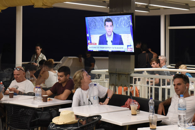 Premi�r Tsipras podal demisiu, Gr�cko v septembri �akaj� tento rok u� druh� pred�asn� vo�by