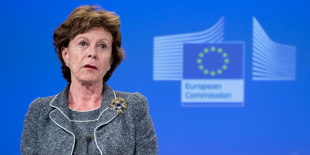 Eur�psky regul�tor: Zru�me poplatky za roaming!