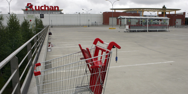 Trend nakupovania v Po�sku: Od hypermarketov sp� k mal�m obchodom