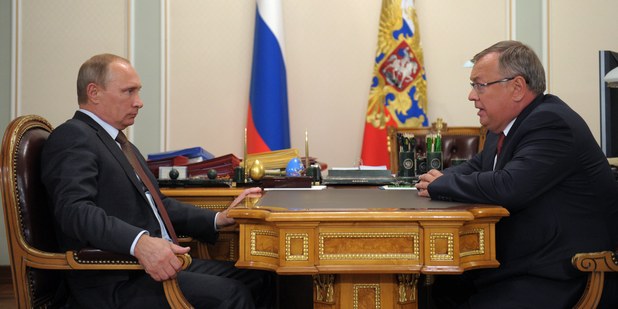 Vladimir Putin po��va Andreja Kostina