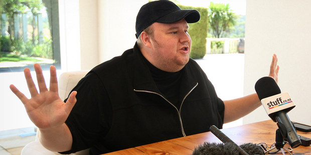 Kim Dotcom je ofici�lne na dne: U� nem�m na kaucie, �ak� ma v�zenie