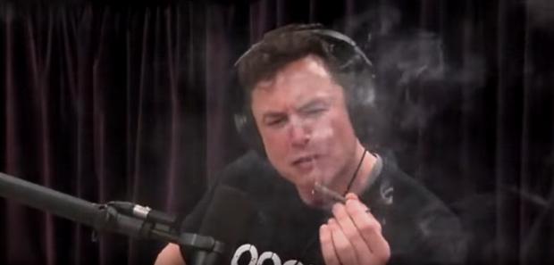 Pokuta za tweety: Musk m� skon�i� ako predseda predstavenstva spolo�nosti Tesla